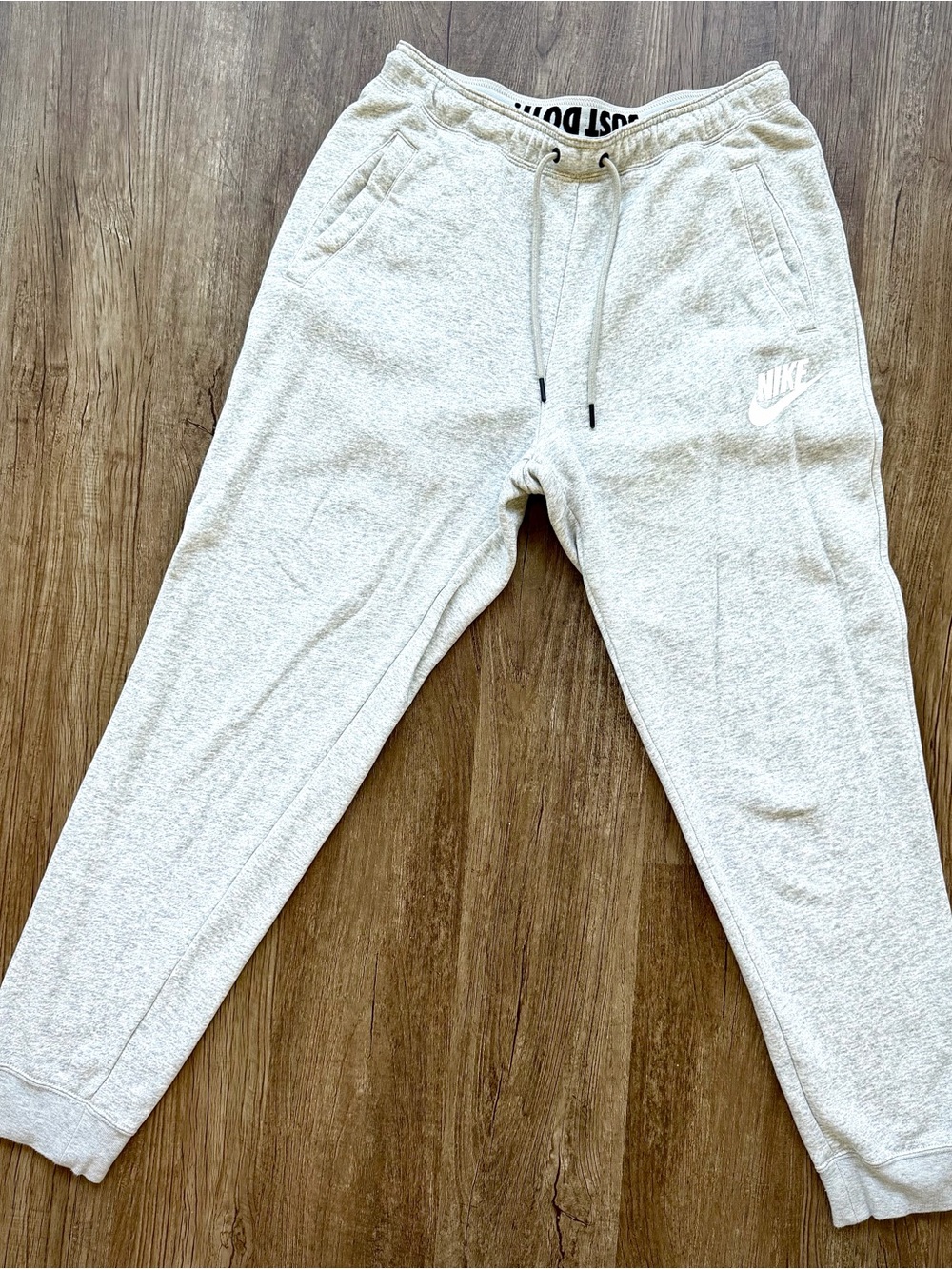 Nike Sportswear Essential Fleece Joggers Womens M Gray CI1196-050